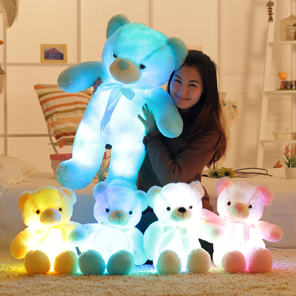 Ours en peluche à éclairage créatif LED. Bonne qualité et à la mode avec plusieurs couleurs differents dans une maison