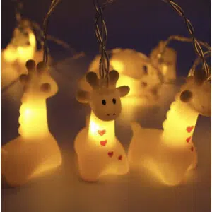 Veilleuse guirlande lumineuse petites girafes à LED. Bonne qualité et à la mode