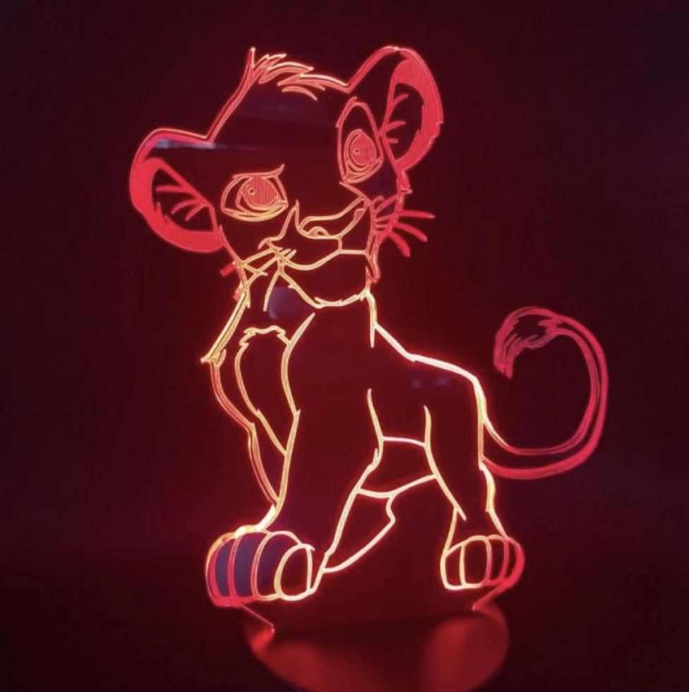 Veilleuse LED 3D Simba avec télécommande tactile. Bonne qualité et à la mode