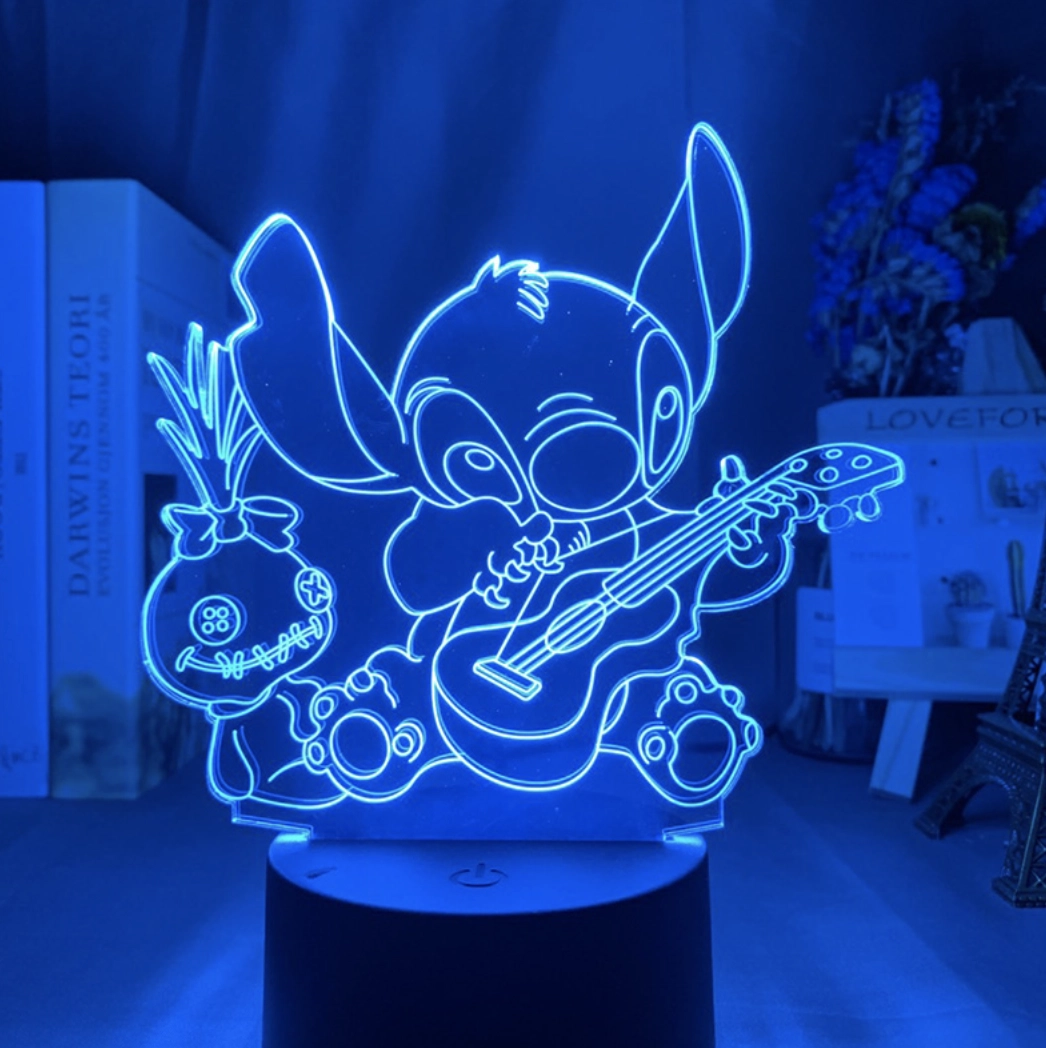 Veilleuse LED 3D Souillon et Stitch font de la guitare. Bonne qualité et à la mode sur une table, avec plusieurs couleurs différentes
