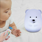 Veilleuse ourson LED en Silicone avec télécommande tactile. Bonne qualité et à al mode.
