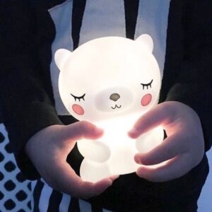Veilleuse panda pour bébé. Bonne qualiité et à la mode.