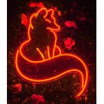 Une veilleuse néon en forme de renard posé au sol.